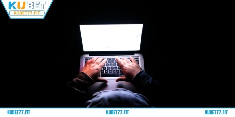 Liệt kê những công cụ hack KUBET